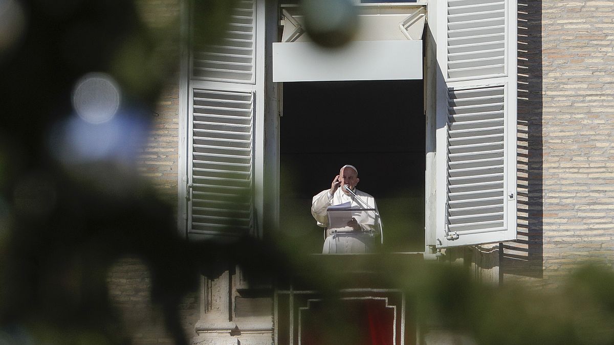 Attentato in Somalia, Papa Francesco prega per le vittime