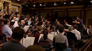 La Orquesta Filarmónica de Viena y el director Andris Nelsons