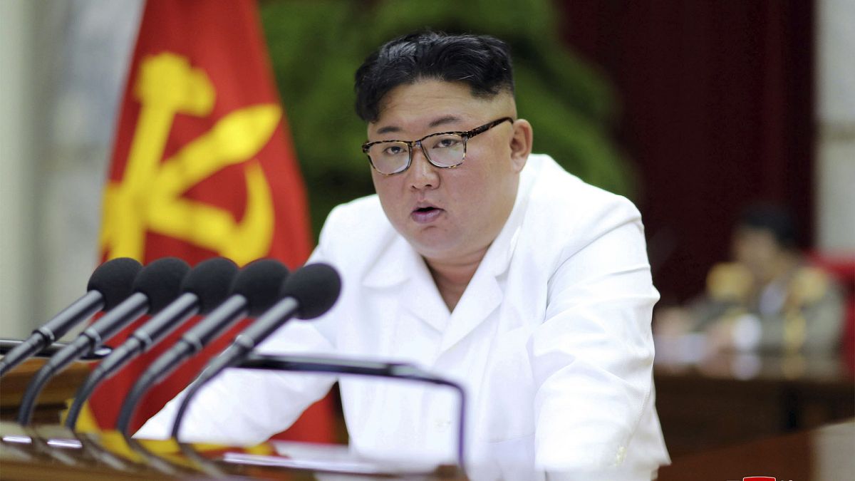 Kuzey Kore lideri Kim Jong Un, ülkesinin güvenliği ve egemenliğini korunması için “aktif ve saldırgan tedbirler” talep etti. 
