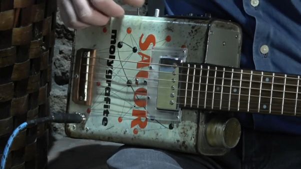 Latas hechas guitarras, todo un arte en Miranda de Duero Latas hechas guitarras, todo un arte en Miranda de Duero