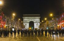 Франция: новогодняя ночь под охраной