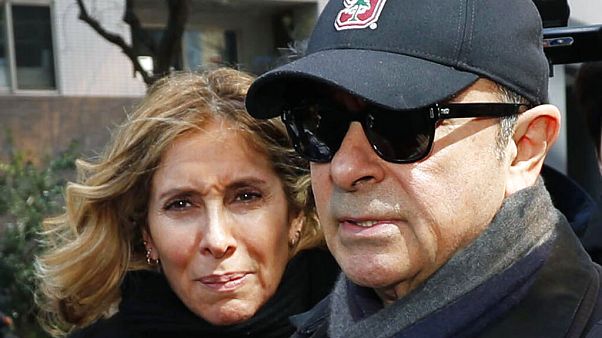 Nissan eski patronu Carlos Ghosn eşi Carole ile Tokyo'da Nissan eski patronu Carlos Ghosn eşi Carole ile Tokyo'da