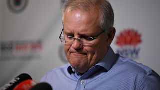 Incendies en Australie : le Premier ministre moqué sur les réseaux sociaux