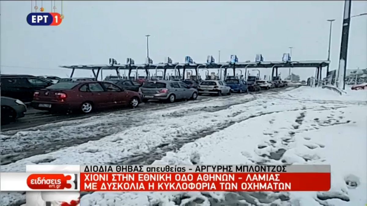 Schneechaos in Griechenland - Autofahrer sitzen 4-5 Stunden fest 