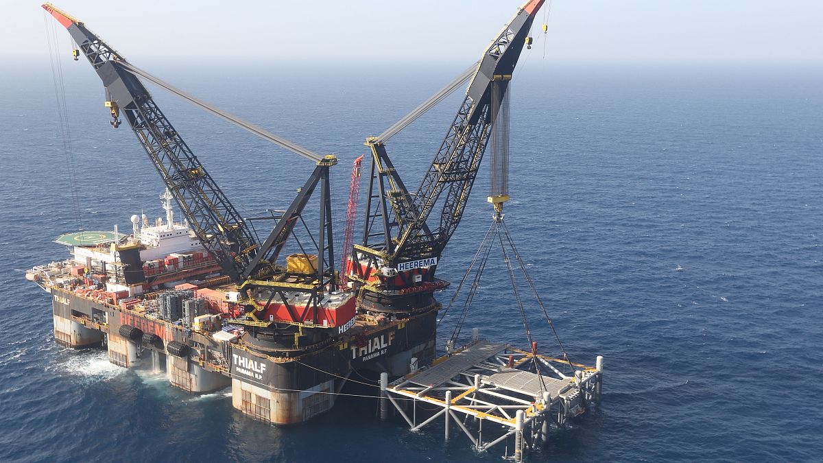 صورة لمنصة نفطية في حقل ليفياثان للغاز الطبيعي، في البحر الأبيض المتوسط قبالة الساحل الإسرائيلي بتاريخ 31 كانون الثاني/ يناير 2019