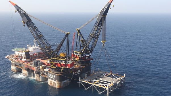 İsrail Doğu Akdeniz'de doğal gaz çıkarmaya başladı İsrail Doğu Akdeniz'de doğal gaz çıkarmaya başladı