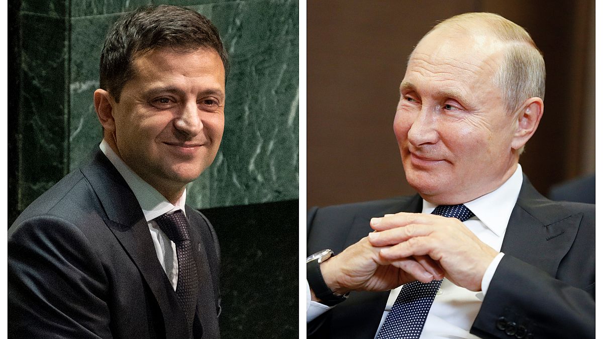 Лидеры России и Украины впервые с 2014 поздравили друг друга с Новым годом