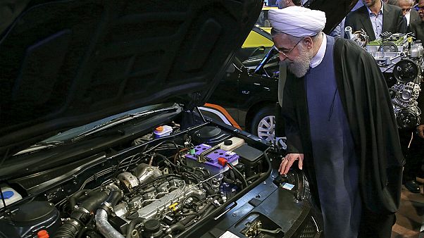 سایه تحریم بر صنعت ایران؛ افت ۵۰ درصدی ساخت خودرو و کاهش ۲۰ درصدی تولید دارو سایه تحریم بر صنعت ایران؛ افت ۵۰ درصدی ساخت خودرو و کاهش ۲۰ درصدی تولید دارو