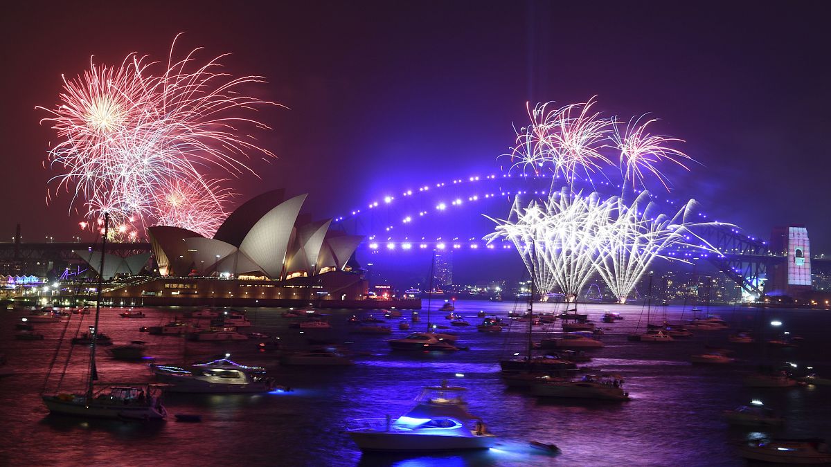 Riesiges Neujahrsfeuerwerk in Sydney