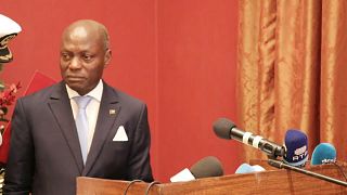 Presidente da Guiné-Bissau despede-se em lágrimas