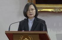 Tayvan, Çin'in 'iki sistem, tek devlet' teklifini reddetti