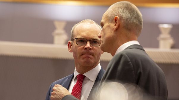İrlanda Dışişleri Bakanı Simon Coveney, IŞİD şüphelisi İrlanda vatandaşlarının ülkeye geri dönme hakkı olduğunu savunuyor İrlanda Dışişleri Bakanı Simon Coveney, IŞİD şüphelisi İrlanda vatandaşlarının ülkeye geri dönme hakkı olduğunu savunuyor