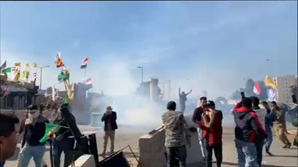 Washington manda rinforzi a Baghdad, accolti da sassaiola Washington manda rinforzi a Baghdad, accolti da sassaiola