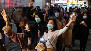 Könnygázzal indult az új év Hongkongban