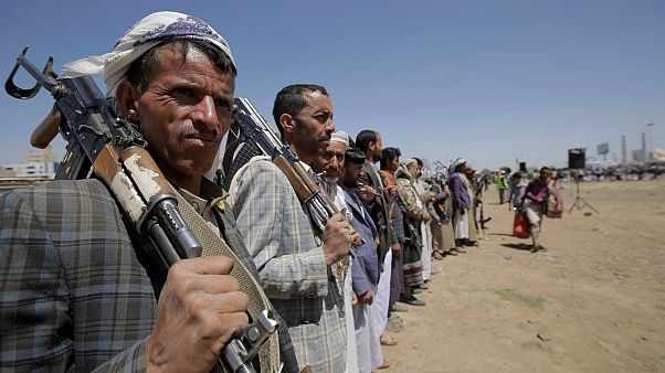 حوثیهای یمن شش اسیر جنگی سعودی را آزاد کردند حوثیهای یمن شش اسیر جنگی سعودی را آزاد کردند