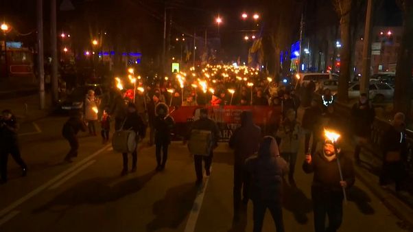 Watch: Ukrainian nationalists hold torchlit parade in Kyiv Watch: Ukrainian nationalists hold torchlit parade in Kyiv