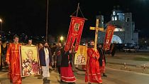 Montenegro: Tausende protestieren gegen neues Kirchengesetz