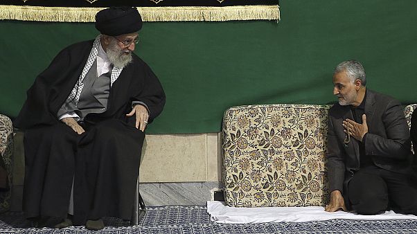 قاسم سليماني والمرشد الأعلى لإيراني علي خامنئي قاسم سليماني والمرشد الأعلى لإيراني علي خامنئي