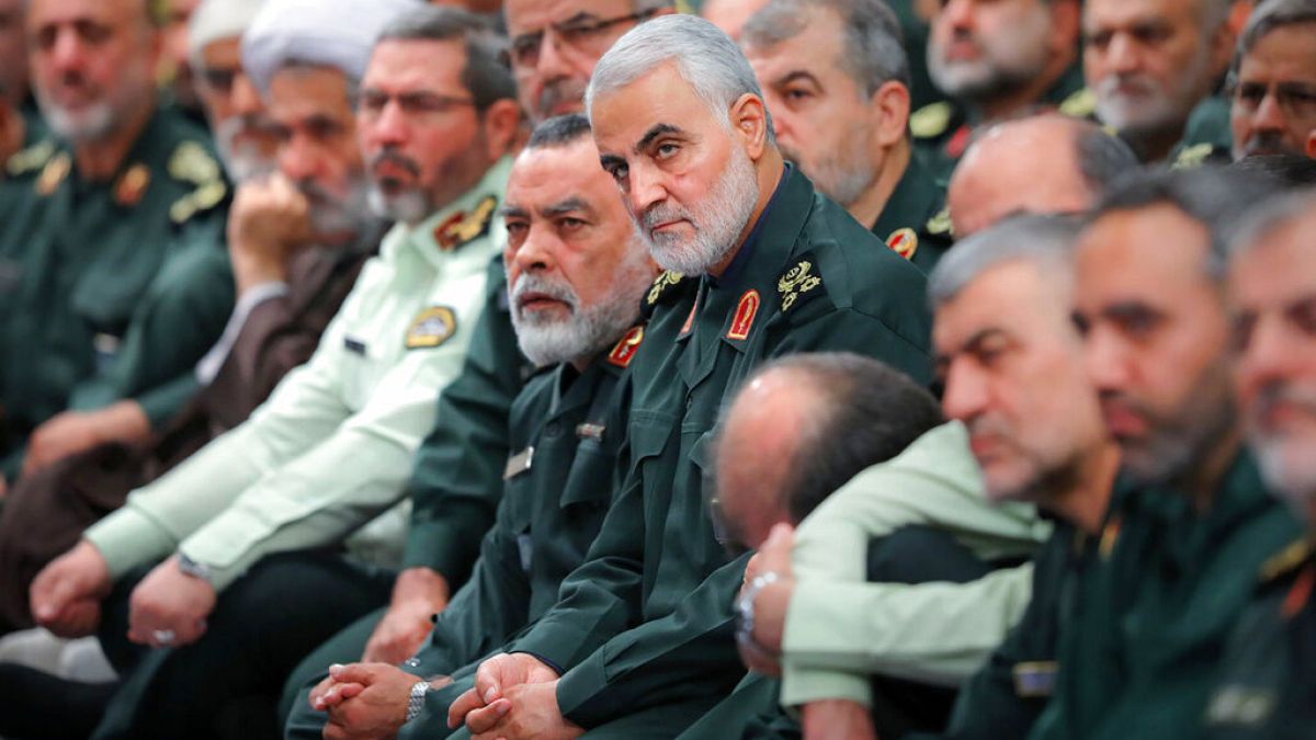 İran Devrim Muhafızları Ordusu'na (DMO) bağlı Kudüs Gücü Komutanı General Kasım Süleymani