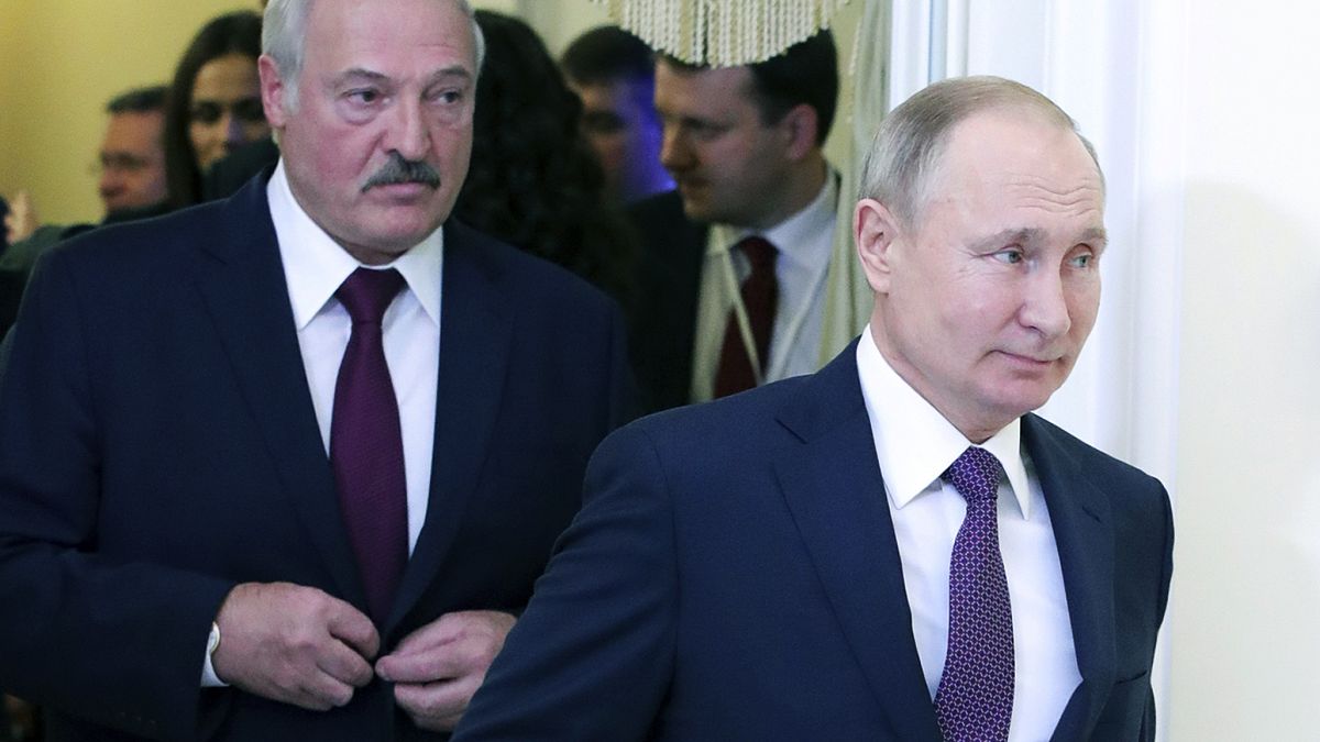 Russian President Vladimir Putin, right, and Belarusian President Alexander Lukashenko.