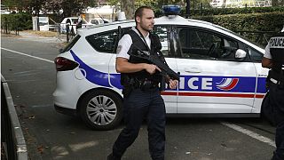 حمله با چاقو در پاریس دستکم ۱ کشته و ۲ مجروح بر جای گذاشت