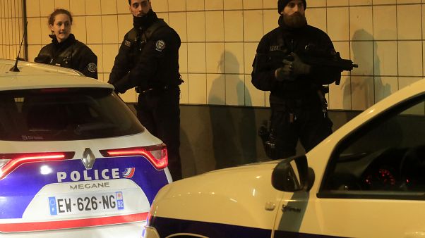 Késelés egy párizsi külvárosban Késelés egy párizsi külvárosban