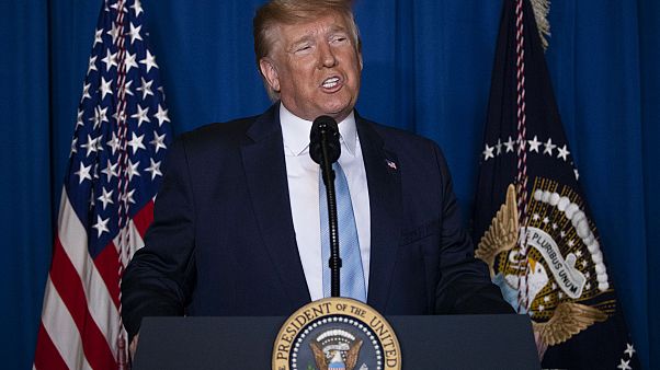 İran'da protestolar: Trump'tan ABD bayrağının üzerine basmayan İranlı protestoculara övgü İran'da protestolar: Trump'tan ABD bayrağının üzerine basmayan İranlı protestoculara övgü