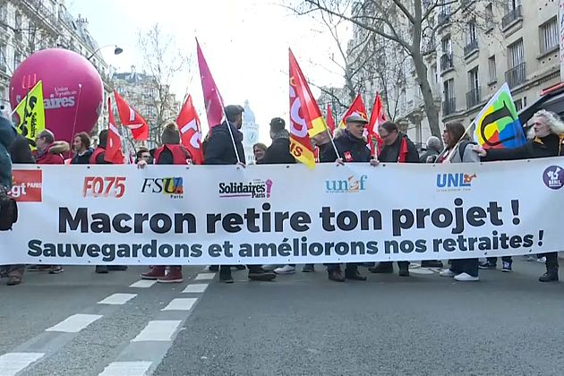 Francia: un mese di scioperi contro la riforma delle pensioni