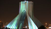 برج آزادي وسط العاصمة الإيرانية طهران،
