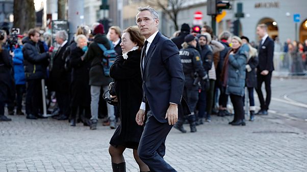 NATO üyeleri Kasım Süleymani'nin öldürülmesinden sonra acil olarak toplanma kararı aldı NATO üyeleri Kasım Süleymani'nin öldürülmesinden sonra acil olarak toplanma kararı aldı