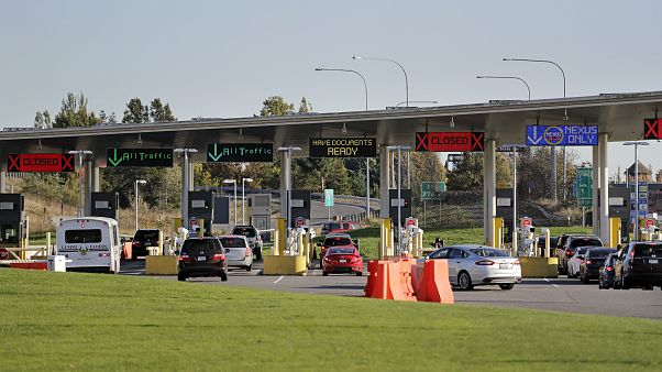 ABD Kanada sınırındaki Blaine'de bulunan Peace Arch Sınır Kapısı ABD Kanada sınırındaki Blaine'de bulunan Peace Arch Sınır Kapısı