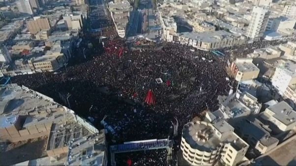 Iran : des dizaines de morts dans une bousculade pendant le dernier hommage au général Soleimani Iran : des dizaines de morts dans une bousculade pendant le dernier hommage au général Soleimani