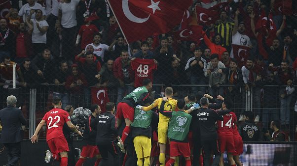 Euro 2020 için İstanbul'da oynanan Türkiye-İzlanda maçından bir kare Euro 2020 için İstanbul'da oynanan Türkiye-İzlanda maçından bir kare