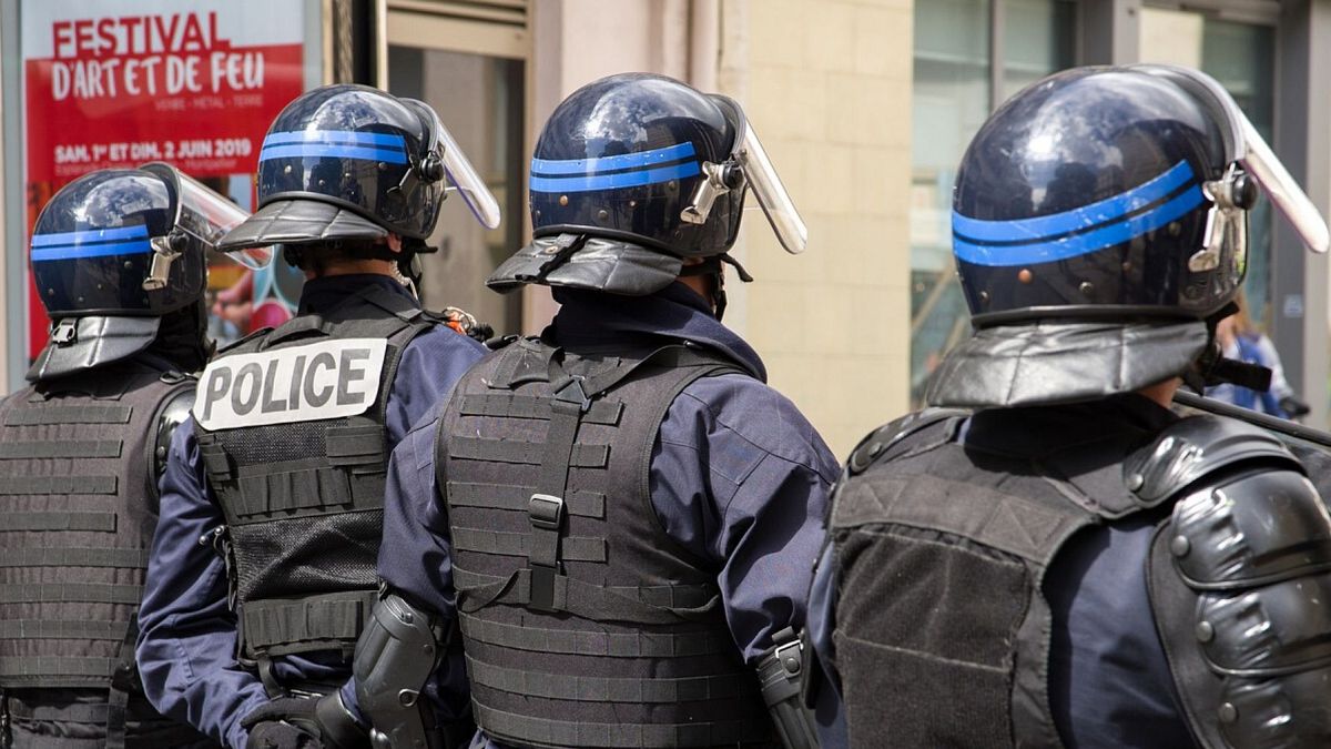 کشته شدن یک شهروند فرانسوی در جریان بازرسی های پلیس