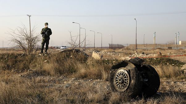 Boeing 737 ancora fatale: precipita il volo Teheran-Kiev Boeing 737 ancora fatale: precipita il volo Teheran-Kiev