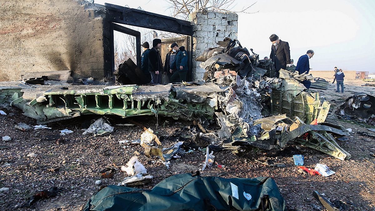 حطام الطائرة الأوكرانية