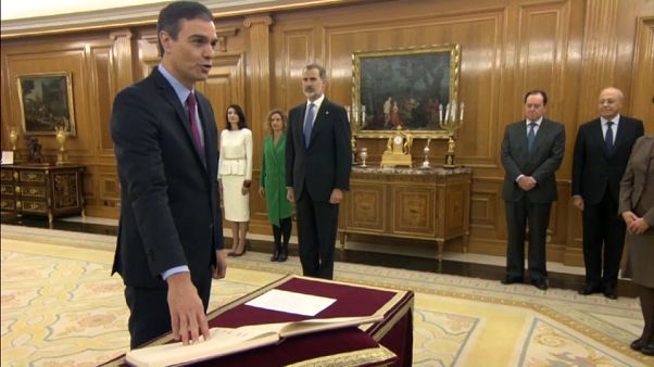 Pedro Sánchez promete el cargo como presidente del Gobierno español Pedro Sánchez promete el cargo como presidente del Gobierno español