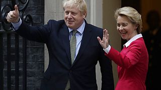 Boris Johnson showed Ursula von der Leyen around 10 Downing Street