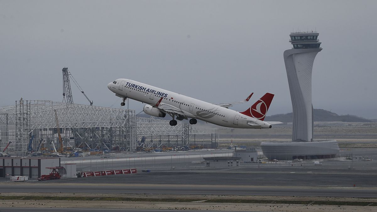 İstanbul Havalimanı'ndan kalkan THY uçağı