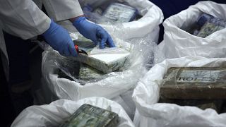 شاهد: الشرطة البرتغالية تصادر كمية من الكوكايين بقيمة 30 مليون يورو