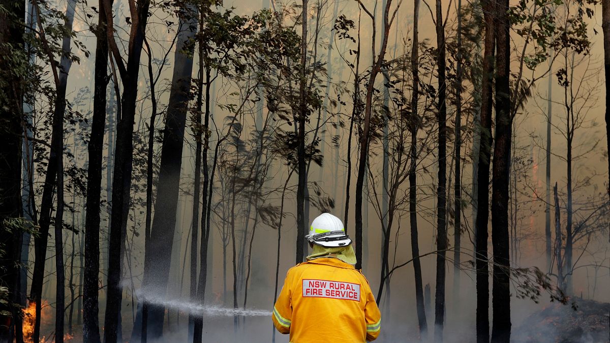 Avustralya'da yangın tehdidine karşı bazı bölgelerde tahliye kararı alındı