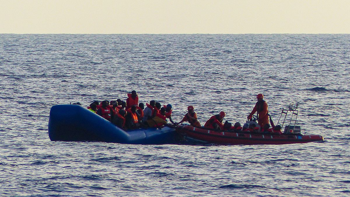 قارب بقل مهاجرين/ صورة توضيحية