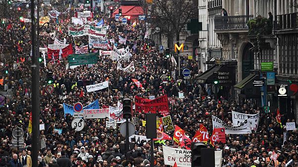 Une partie du cortège à Paris, lors de la quatrième journée de mobilisation contre la réforme des retraites, le 9 janvier 2020 Une partie du cortège à Paris, lors de la quatrième journée de mobilisation contre la réforme des retraites, le 9 janvier 2020