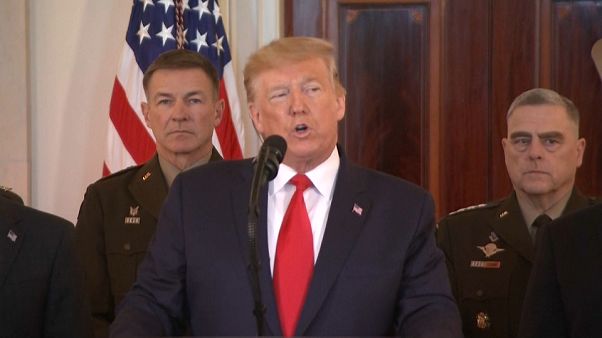 Iran, Trump cerca la de-escalation: nessuna vittima negli attacchi Iran, Trump cerca la de-escalation: nessuna vittima negli attacchi