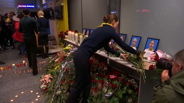 Kiew: Trauer am Flughafen Kiew: Trauer am Flughafen