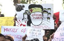 Az egyetemi erőszak ellen tüntettek Új-Delhiben