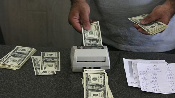 کاهش ۵۵۰ تومانی نرخ دلار؛ نطق ترامپ ریال ایران را تقویت کرد کاهش ۵۵۰ تومانی نرخ دلار؛ نطق ترامپ ریال ایران را تقویت کرد
