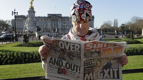 Prens Harry ve Meghan Markle'ın Kraliyet ailesindeki görevlerinden çekilmesine İngilizler ne diyor? Prens Harry ve Meghan Markle'ın Kraliyet ailesindeki görevlerinden çekilmesine İngilizler ne diyor?