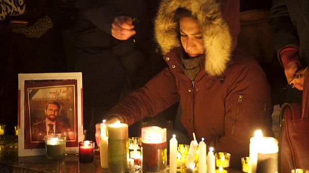 Canada: veglia in memoria delle 176 vittime del disastro aereo di Teheran Canada: veglia in memoria delle 176 vittime del disastro aereo di Teheran