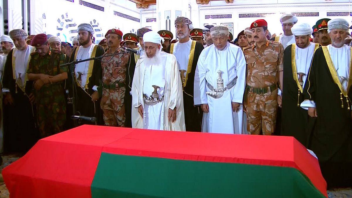 شاهد: ‫تشييع جنازة السلطان قابوس بن سعيد‬‎